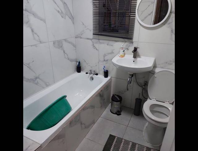 4 BEDROOM HOUSE FOR SALE IN RETREAT